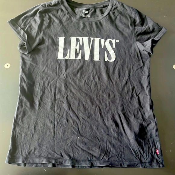 Levi’s tee shirt - Picture 1 of 2